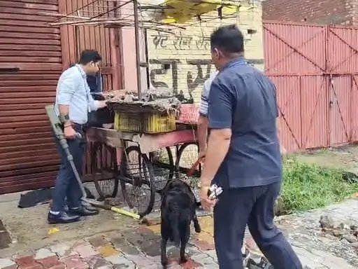 मुजफ्फरनगर: कांवड़ यात्रा के बीच डॉग स्क्वॉड और LIU का सर्च ऑपरेशन, सुरक्षा बढ़ाई गई