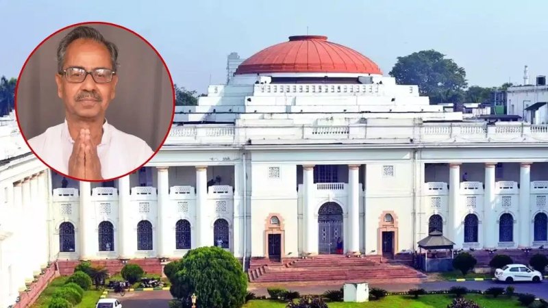 बंगाल के पूर्व डिप्टी स्पीकर आशीष बनर्जी का निधन, रामपुरहाट TMC कार्यालय में मिला शव