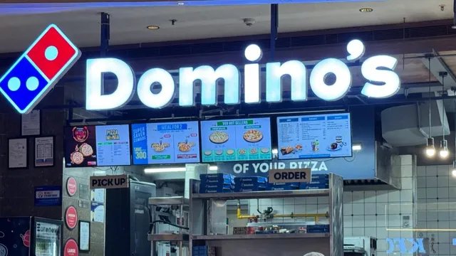 महाराष्ट्र में Domino's के 4 आउटलेट्स के लाइसेंस सस्पेंड, FDA ने नियमों के उल्लंघन पर की कार्रवाई