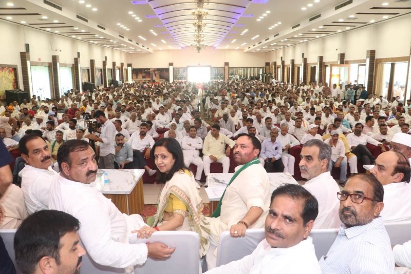 मुजफ्फरनगर: मंत्री अनिल कुमार के नेतृत्व में कार्यकर्ता सम्मेलन, एनडीए के समर्थन में गूंजे नारे