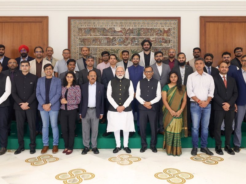 PM मोदी से मिले 20 स्पेस स्टार्टअप के CEO, निजी अंतरिक्ष क्षेत्र को बढ़ावा देने पर जोर