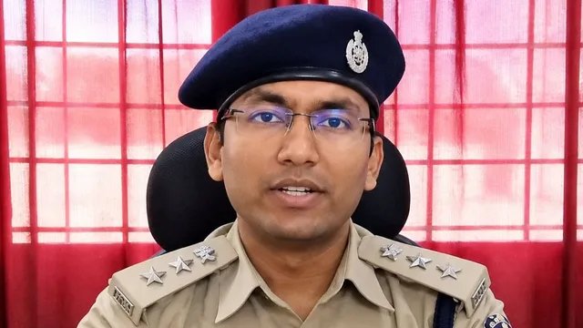 500 रुपये की रिश्वत पर जताई थी नाराजगी, अब IAS राहुल बंसल पर एक करोड़ के आरोप