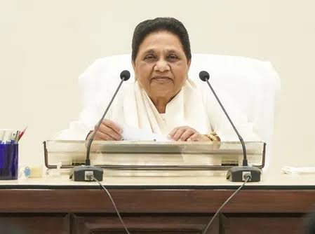 आरक्षण के मुद्दे पर मायावती का बड़ा बयान, क्रीमी लेयर की चर्चा को बताया अनुचित