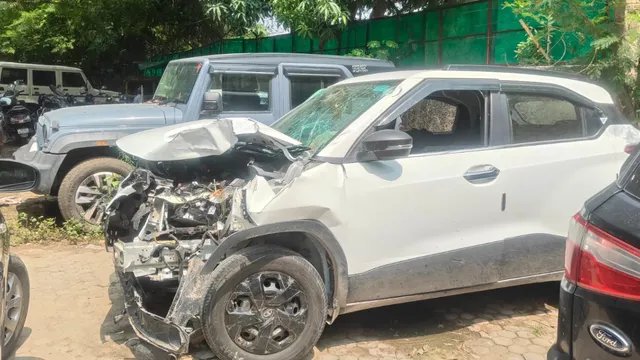 गुरुग्राम में तेज रफ्तार कार ने बाइक को मारी टक्कर, ED कर्मचारी समेत दो दोस्तों की मौत; चालक गिरफ्तार