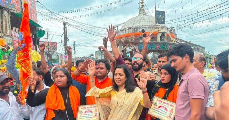 मुजफ्फरनगर: बुर्के में कांवड़ लेकर शिव चौक पहुंचीं तमन्ना मलिक, बोलीं- हर साल लाती हूं जल