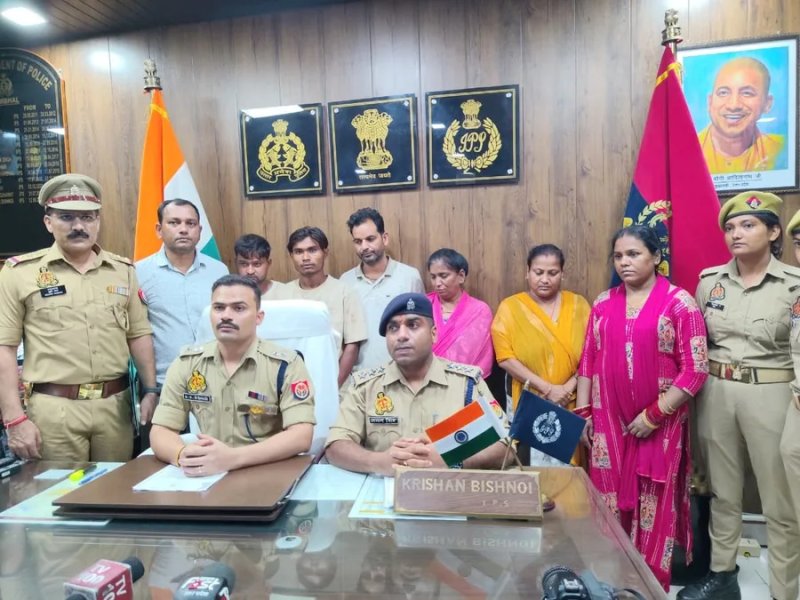 संभल में बच्चों की तस्करी के गिरोह का खुलासा, दिल्ली की नर्स समेत 6 आरोपी गिरफ्तार