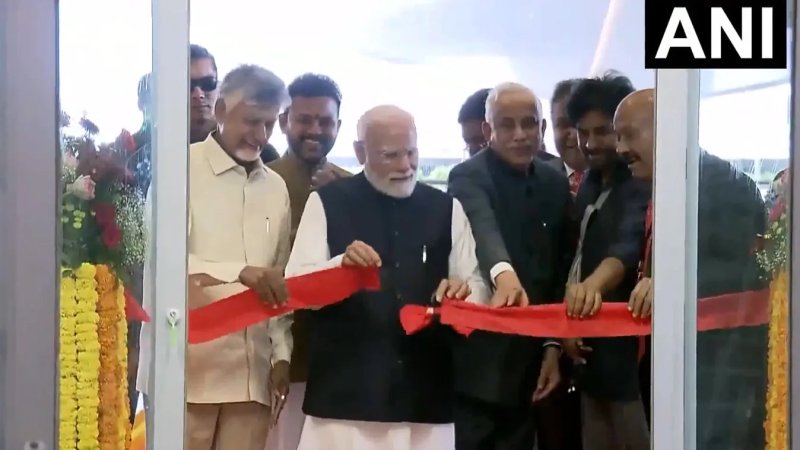 पीएम मोदी ने आंध्र प्रदेश के नए अंतरराष्ट्रीय एयरपोर्ट का किया उद्घाटन, विकास को मिलेगी नई रफ्तार