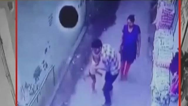 नोएडा में 6 साल की बच्ची की अपहरण के बाद हत्या, बोरी में शव ले जाते दिखा आरोपी