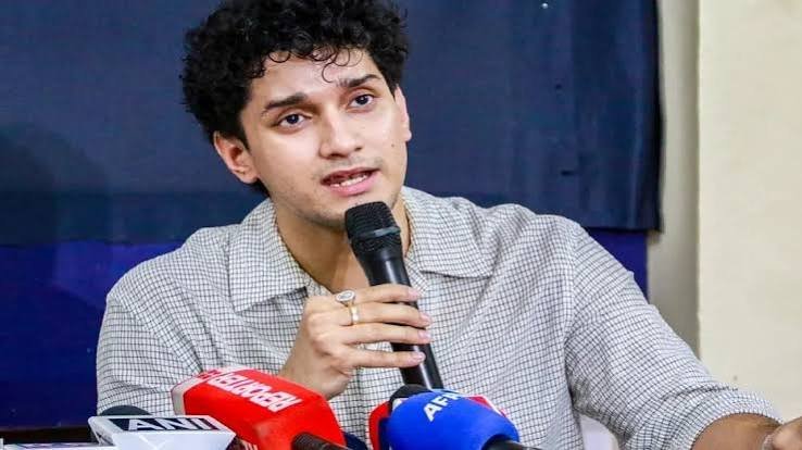 FIR की सूची कोर्ट में पेश करने में देरी क्यों? सौरव दास ने सरकार से पूछा सवाल