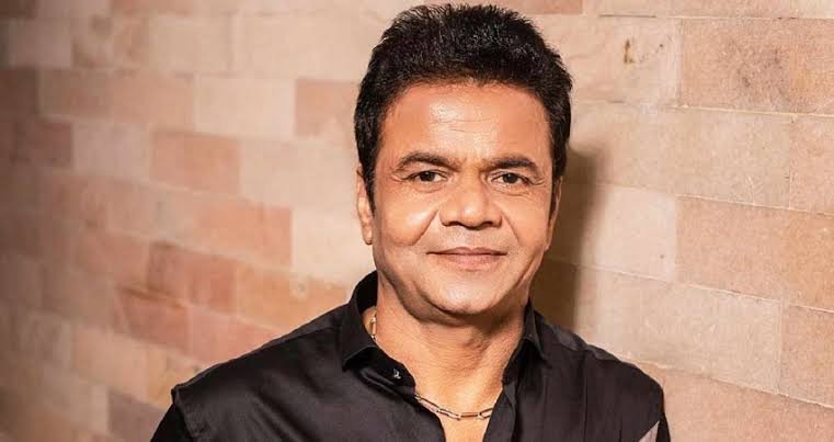 राजपाल यादव के घर पर बैंक ने चस्पा किया कुर्की का नोटिस, ₹16 करोड़ के लोन से जुड़ा है पूरा मामला