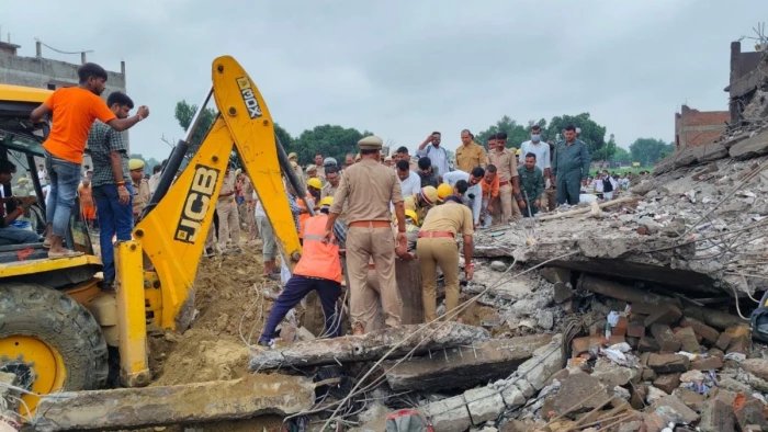 कौशाम्बी: मनौरी बाजार में पटाखा फैक्ट्री ब्लास्ट से मची तबाही, सात लोगों की मौत