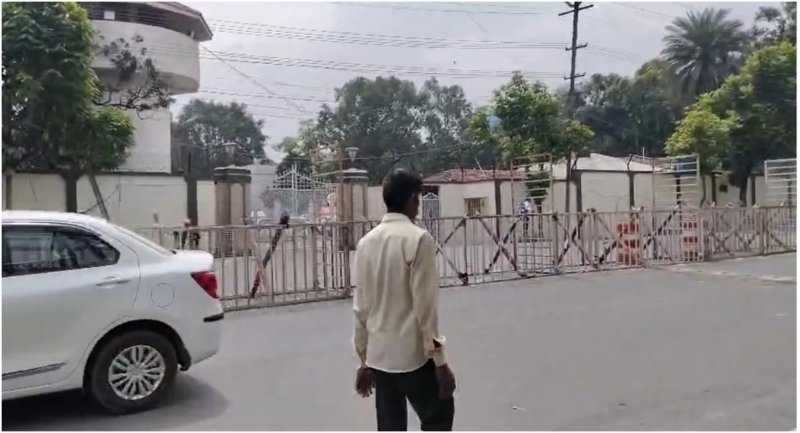 झारखंड में JPSC-JSSC छात्रों का आंदोलन 20वें दिन भी जारी, भूख हड़ताल पर बैठे छात्रों की बिगड़ी तबीयत