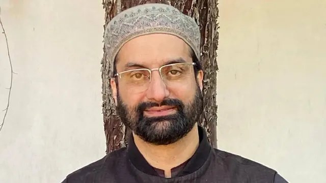 नेकां में बढ़ते विवाद के बीच मीरवाइज की नसीहत, जम्मू-कश्मीर के हितों को दें प्राथमिकता