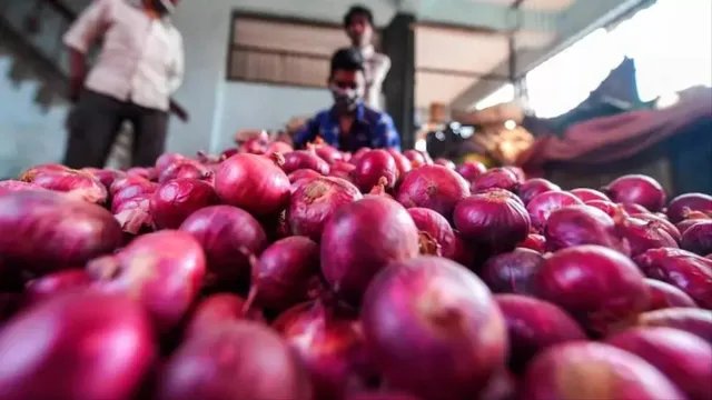 रांची में प्याज के दाम में उछाल, थोक में 42 और खुदरा में 50 रुपये किलो तक पहुंचा भाव