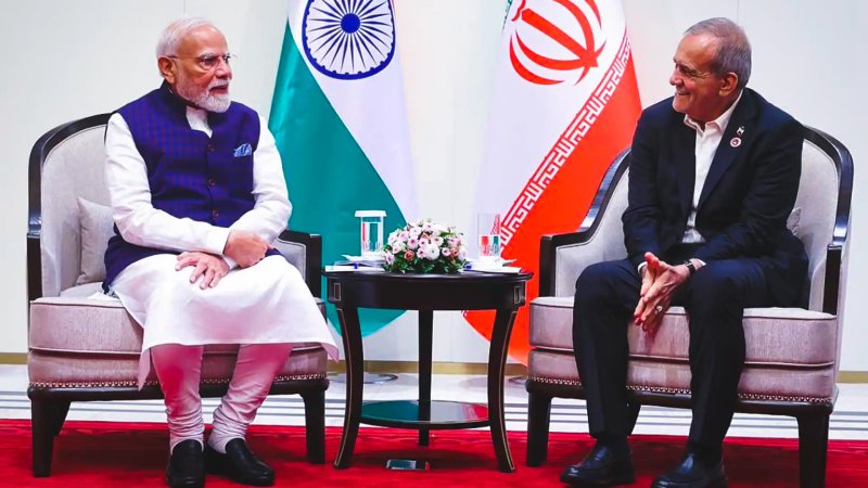 पीएम मोदी ने ईरान के राष्ट्रपति मसूद पेजेश्कियन से की मुलाकात, अहम मुद्दों पर हुई बातचीत