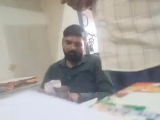 मुजफ्फरनगर में वारिशान प्रमाण पत्र के नाम पर ₹200 लेने का वीडियो वायरल