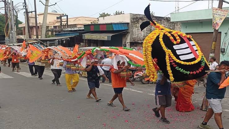 कांवड़ियों की भीड़ के चलते मेरठ-हरिद्वार बसों का बदला रूट, किराया हुआ 484 रुपये