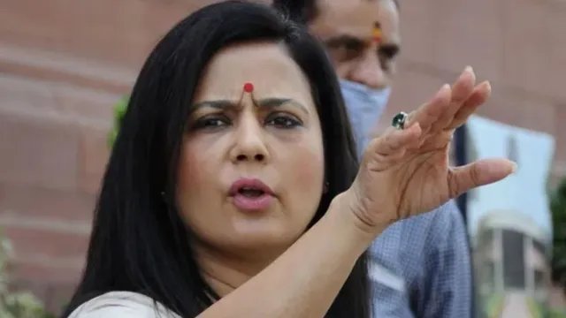 महुआ मोइत्रा ने सुप्रीम कोर्ट का खटखटाया दरवाजा, नदिया प्रशासन पर कोर्ट आदेश के उल्लंघन का आरोप