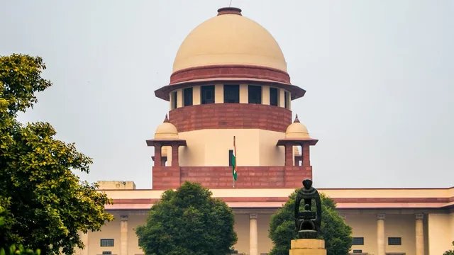 बार काउंसिल में महिलाओं की भागीदारी बढ़ाने का निर्देश, SC बोला- एकाधिकार खत्म होना चाहिए