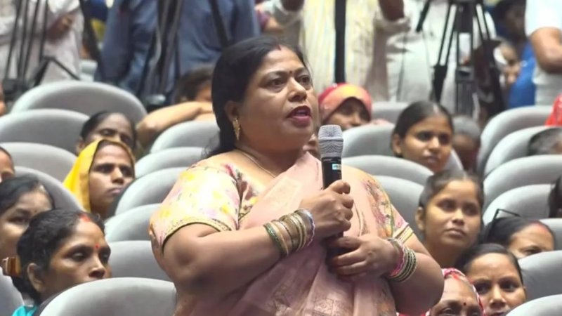 महिलाओं ने फ्री बस सेवा पर जताया सीएम योगी का आभार, बोलीं- अब किसी पर निर्भर नहीं रहना होगा
