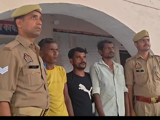 मुजफ्फरनगर: निर्धना गांव में विवाद की सूचना पर चरथावल पुलिस ने तीन लोगों को पकड़ा