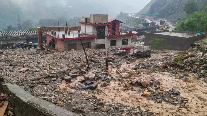 नेपाल में बाढ़: धामी ने दिया हरसंभव मदद का भरोसा, उत्तराखंड के लोगों के लिए हेल्पलाइन जारी