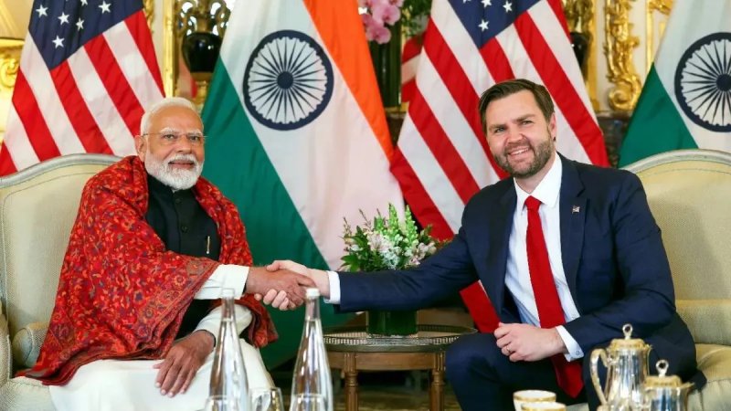PM मोदी ने JD वेंस से फोन पर की बात, भारत-अमेरिका रणनीतिक साझेदारी मजबूत करने पर हुई चर्चा