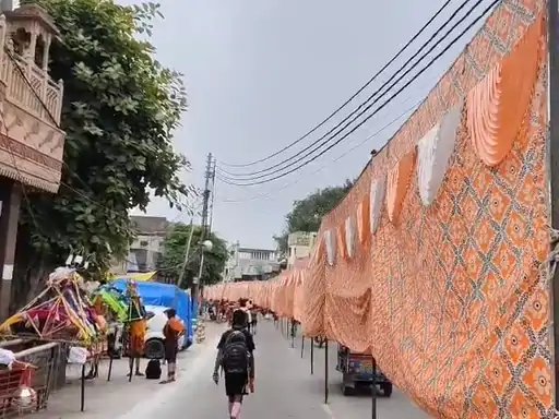 मुजफ्फरनगर: कांवड़ और चेहल्लुम जुलूस साथ-साथ, सुरक्षा के लिए पुलिस ने कसी कमर