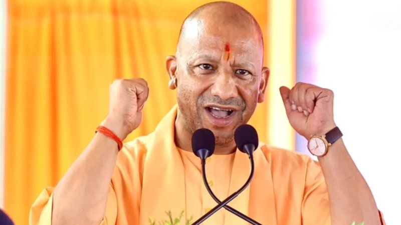 CM योगी ने प्रदेशवासियों को दी जन्माष्टमी की बधाई, बोले- श्रीकृष्ण के सत्य, धर्म और कर्म के मार्ग पर चलें