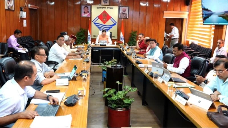 उत्तराखंड कैबिनेट के 17 बड़े फैसले: उपनल कर्मचारियों को समान वेतन, 1320 MW पावर प्लांट को मंजूरी
