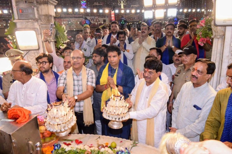 मुजफ्फरनगर में सावन शिवरात्रि की धूम, शिव चौक पर उमड़ा श्रद्धालुओं का सैलाब; हुई भव्य महाआरती
