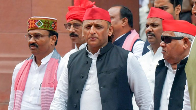 'उपचुनाव में भाजपा को 12 साल का रिटर्न गिफ्ट मिला', अखिलेश यादव का तंज
