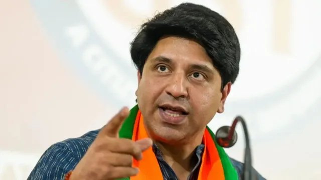 'किराया देना है...', शहजाद पूनावाला ने बताई BJP से इस्तीफा देने की वजह; बोले- पार्टी नहीं देती वेतन