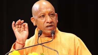 रक्षाबंधन पर महिलाओं को फ्री बस यात्रा का तोहफा, सीएम योगी ने दिए सुरक्षा के निर्देश