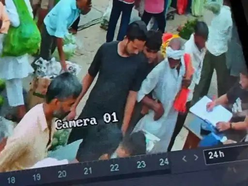 मुजफ्फरनगर: भीड़ का फायदा उठाकर ग्रामीण की जेब साफ, 15 हजार रुपये ले गए दो जेबकतरे