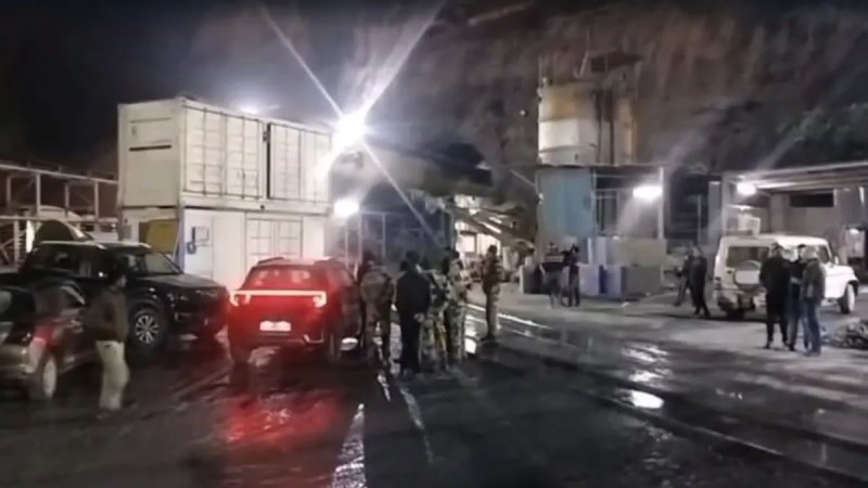 चमोली में निर्माणाधीन टनल में बड़ा हादसा, भूस्खलन से 3 मजदूरों की मौत; कई के फंसे होने की आशंका