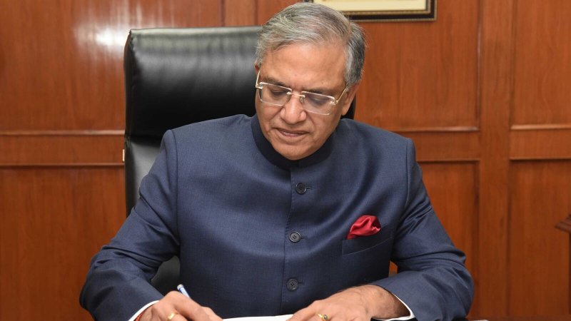 यूपी में मुख्य निर्वाचन आयुक्त ज्ञानेश कुमार की अपील, 2027 में मतदान का रिकॉर्ड तोड़ें