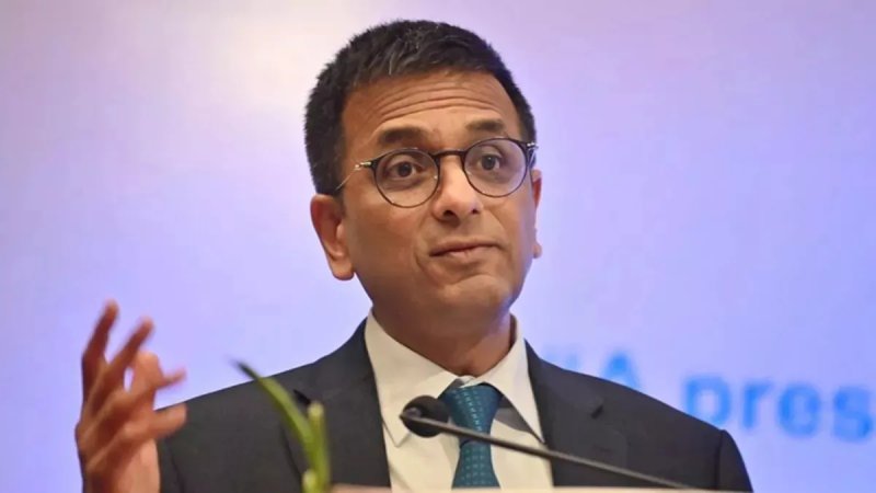 रूस ने पूर्व CJI डीवाई चंद्रचूड़ को यूक्रेनी बैंक विवाद में बनाया अपना मध्यस्थ