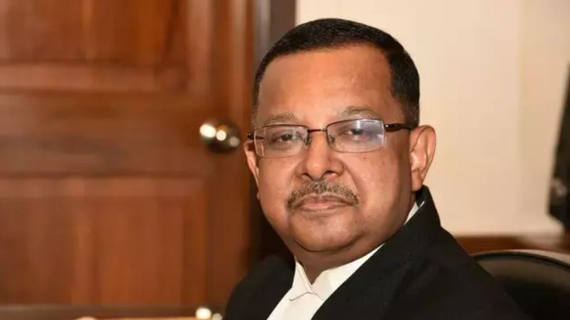 सवाल पूछने वाले छात्रों को दंड की धमकी देना असांविधानिक: जस्टिस उज्जल भुइयां