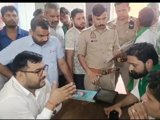 मुजफ्फरनगर: रोहाना टोल पर स्थानीय वाहनों के फ्री पास पर रोक, किसान यूनियन नेताओं ने जताई नाराजगी