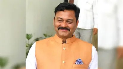 BJP विधायक संजय पाठक की कंपनी से 1.5 करोड़ की साइबर ठगी, WhatsApp मैसेज से ऐसे हुआ खेल