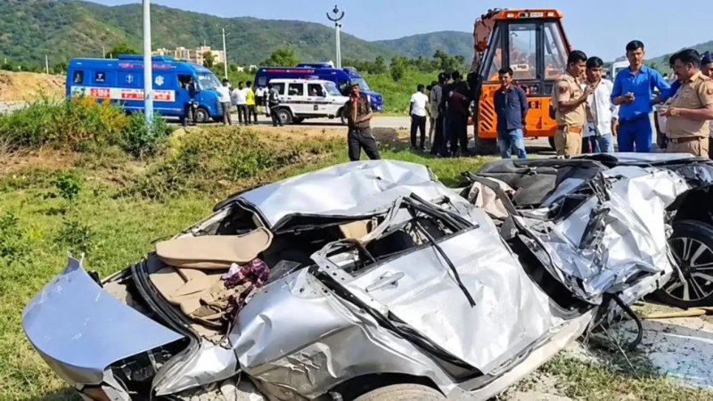 उदयपुर में भीषण सड़क हादसा, दो मेडिकल छात्रों की मौत; दो गंभीर घायल
