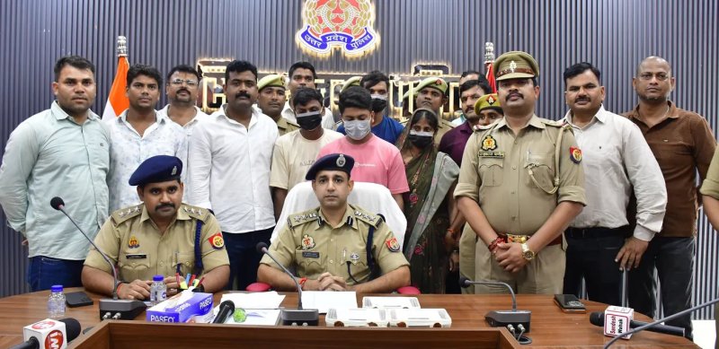 यूपी में पत्नी ने प्रेमी संग रची पति की हत्या की साजिश, नदी में फेंका शव; चार आरोपी गिरफ्तार