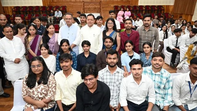 उत्तराखंड में 11 हजार युवाओं को मिलेगी फ्री ऑनलाइन कोचिंग, सीएम धामी ने शुरू की योजना