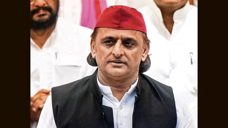 INDIA गठबंधन की बैठक से अखिलेश यादव ने बनाई दूरी, बोले- 'उस दिन व्यस्त हूं'