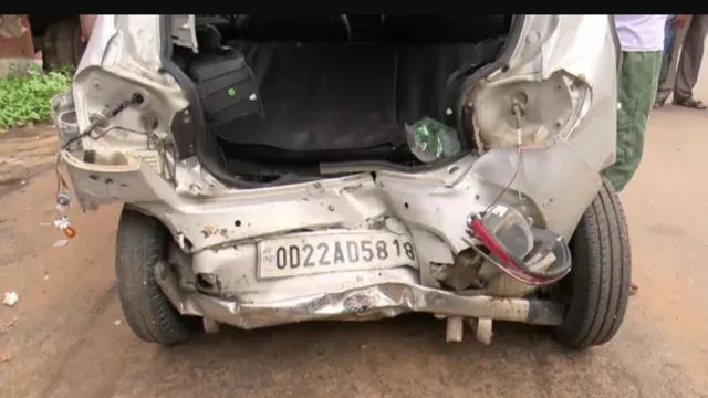 भुवनेश्वर में तेज रफ्तार SUV का कहर, तीन कार और दो बाइक को मारी टक्कर; 4 से 5 लोग घायल