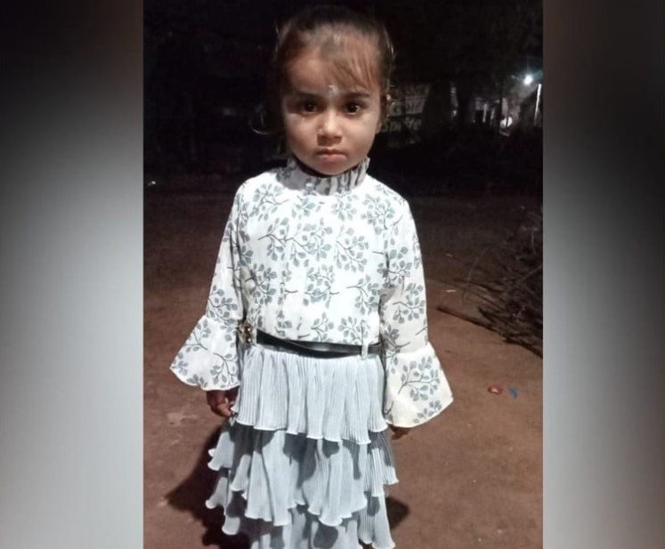 ओंकारेश्वर में दर्दनाक हादसा, 3 क्विंटल का लोहे का गेट गिरने से 4 साल की बच्ची की मौत