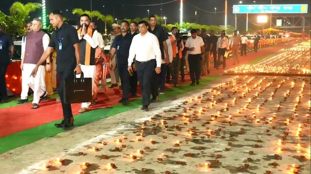 PM मोदी के जन्मदिन पर जगमगाया पूरा पटना, 'आशीर्वाद के दीये' से रोशन हुआ गंगा पथ