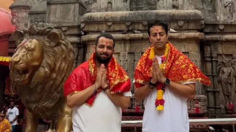 कामाख्या मंदिर पहुंचे सलीम मर्चेंट, तस्वीरें शेयर करने पर कुछ यूजर्स ने किया ट्रोल