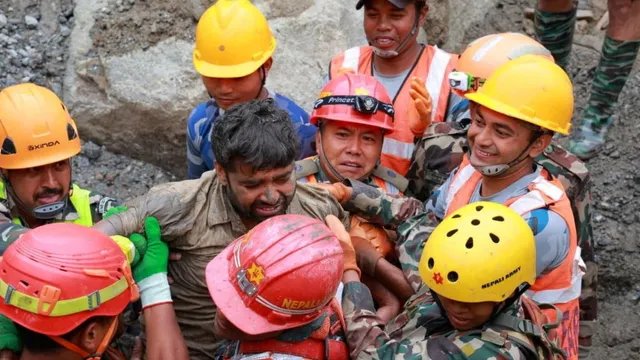 जन्माष्टमी पर त्रिशूली टनल से निकले दो मजदूर, नौ दिन बाद मिली जिंदगी
